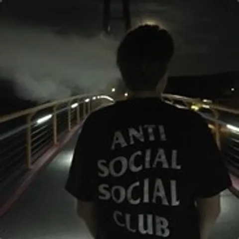 avatar-6b9322b4-a507-40cb-b268-86f80576a968.jpg