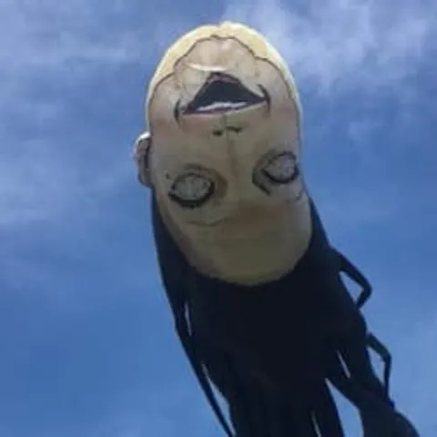 avatar-76a88ec5-fe2a-46f4-926f-a5251fa4ad00.jpg