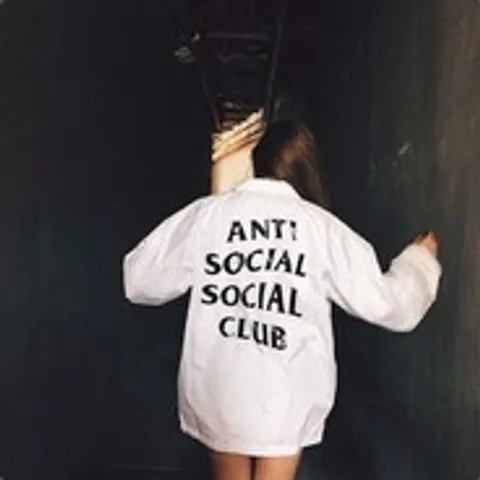 avatar-95a7a4b0-18eb-49e5-bf24-d730d1db62ed.jpg