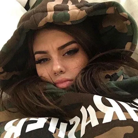 avatar-aa20191a-4c1a-4ef3-87c8-1c3e7029e30c.jpg