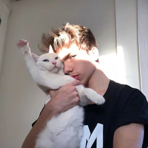 avatar-aa3396b5-e5ae-4156-bf5e-f262083b19ea.jpg