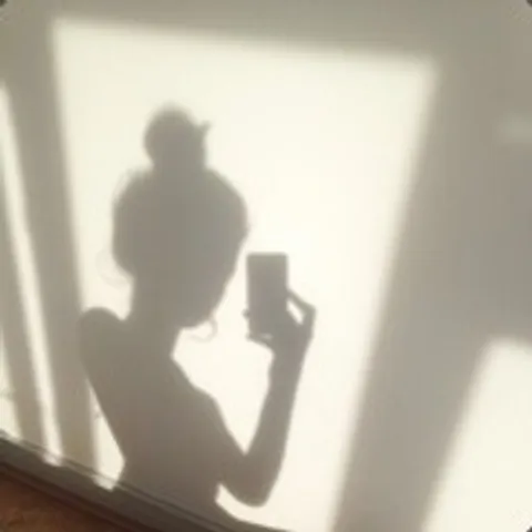avatar-b23c9cf1-fec2-46e3-abf9-d016ca451c3d.jpg