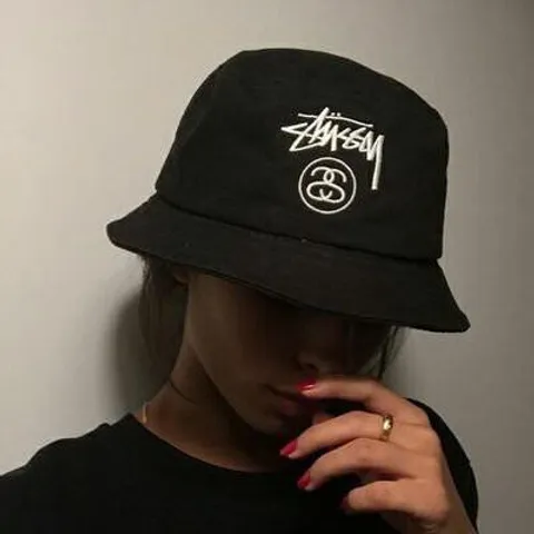 avatar-e2a8dc9f-360c-47c6-a2d5-7a480f005639.jpg