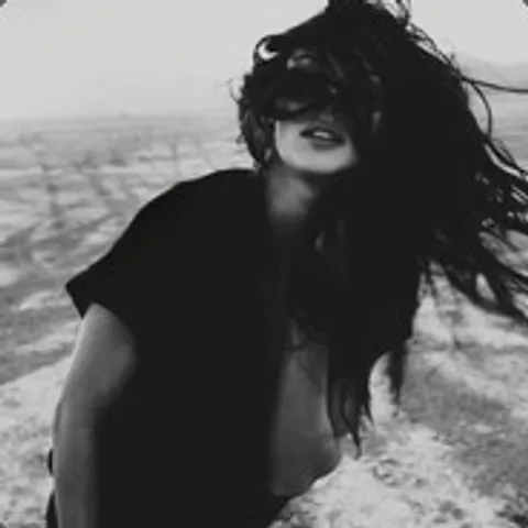 avatar-e42b3f58-ccf3-4061-bfff-b69669066a98.jpg