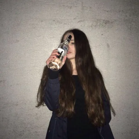 avatar-f8088eb2-b247-4e90-b47c-7ae51313a17a.jpg